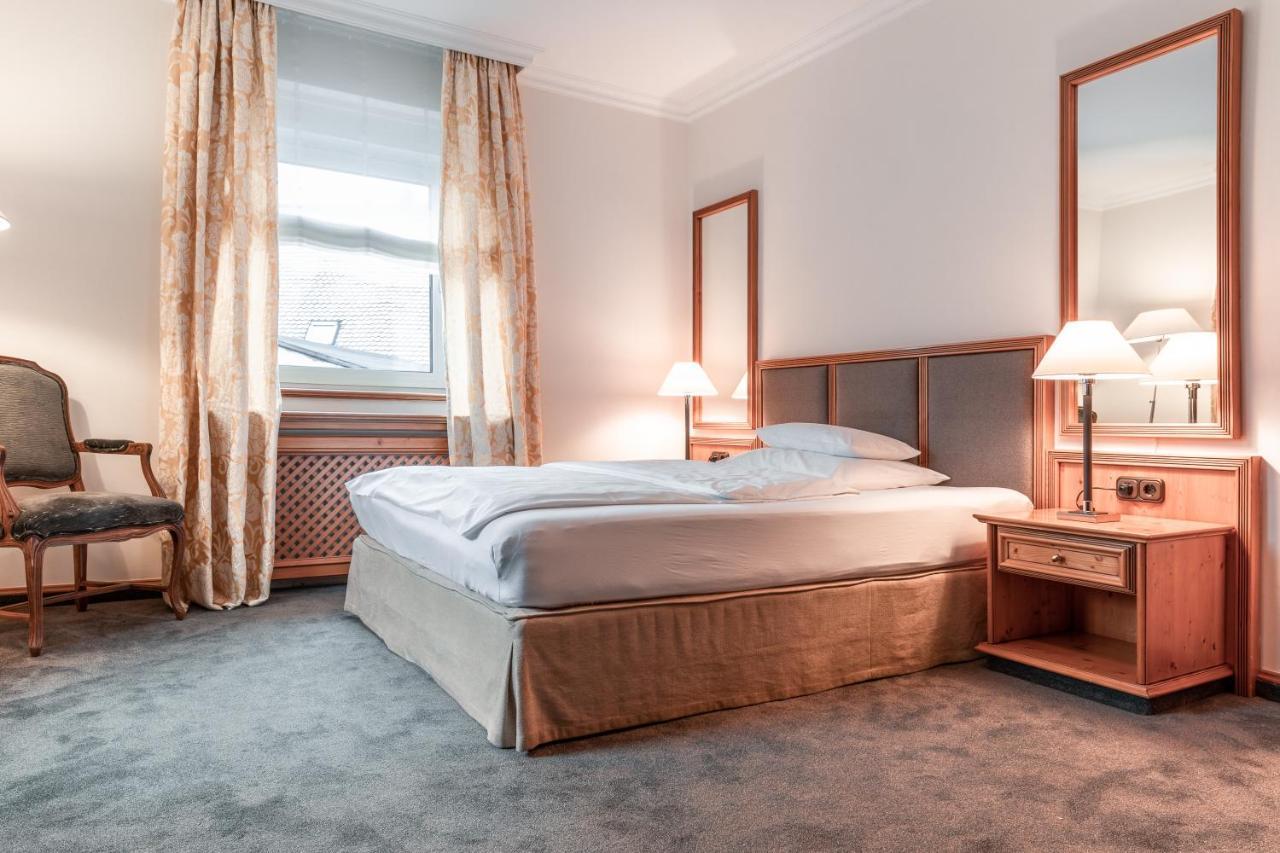 Kleines Hotel 포르히하임 외부 사진